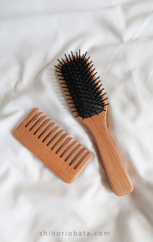 wooden hair brush and comb muji